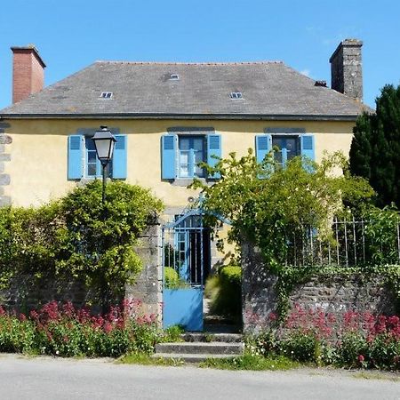 Le Clos Des Anges Dingé Exteriör bild