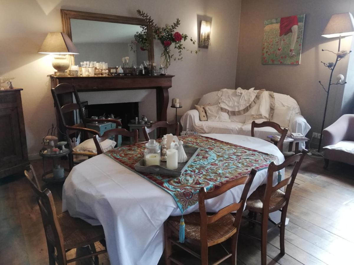 Le Clos Des Anges Dingé Exteriör bild